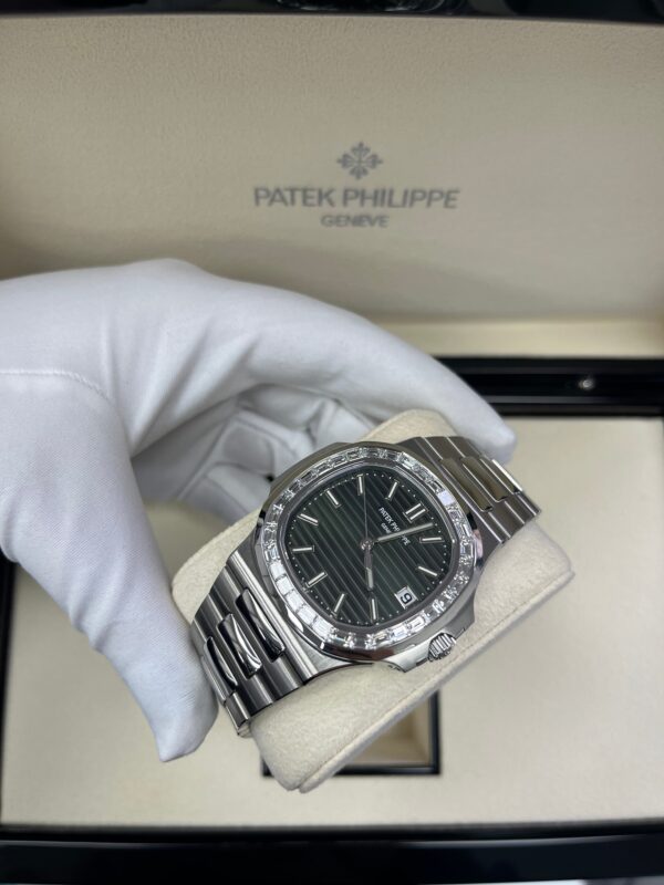 Patek Philippe Nautilus Green Dial Ref # 5711/1300A-001 - Image 5