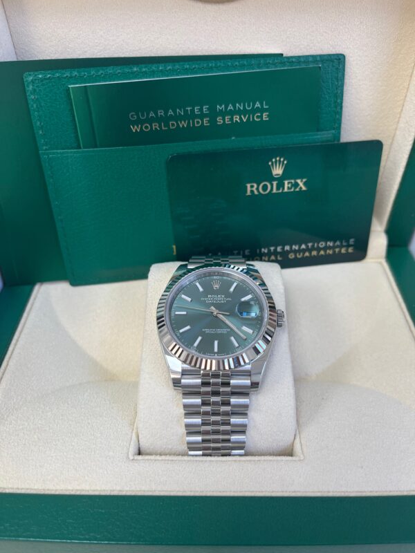 Rolex DateJust Oyster 41 mm Oystersteel Mint Green Dial Fluted Bezel Jubilee Bracelet (Reference # 126334) - Image 2