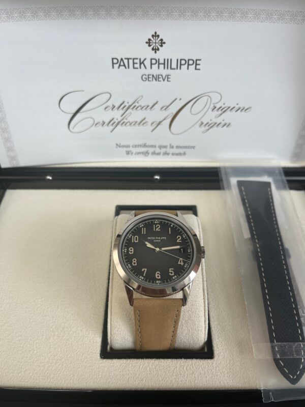 Patek Philippe Calatrava 40mm 18k White Gold 40mm Textured Dial 5226G-001 - Image 8