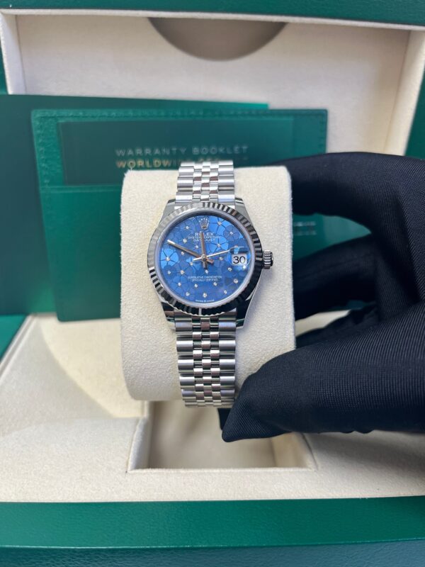 Rolex Datejust 31mm New 2022 Model Oystersteel and White Gold Jubilee Bracelet (Reference 278274) - Image 4