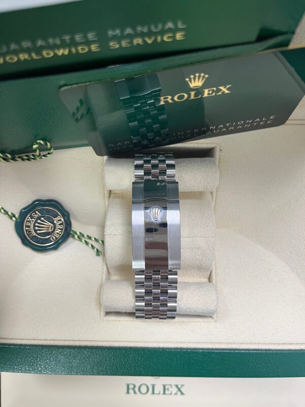 Rolex Sky-Dweller Mint Green Index Dial - Jubilee Bracelet 336934 - Image 12