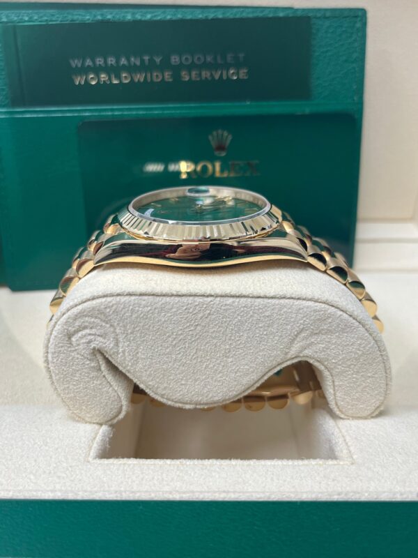 Rolex Day-Date 40 Yellow Gold Green Roman Dial  228238 - Image 9