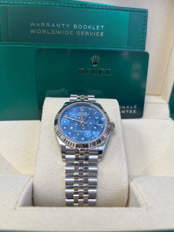 Rolex Datejust 31mm New 2022 Model Oystersteel and White Gold Jubilee Bracelet (Reference 278274) - Image 6