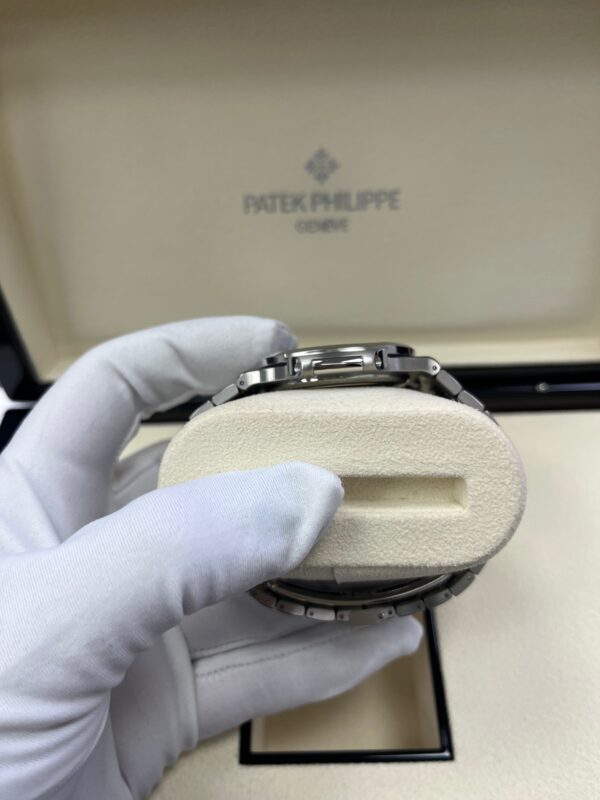 Patek Philippe Nautilus Green Dial Ref # 5711/1300A-001 - Image 16