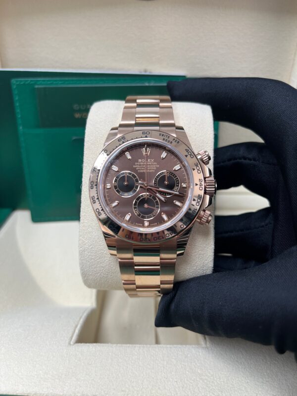 Rolex Everose Gold Cosmograph Daytona 40 Watch - Chocolate and Black Index Dial (Ref # 116505 ) - Image 8