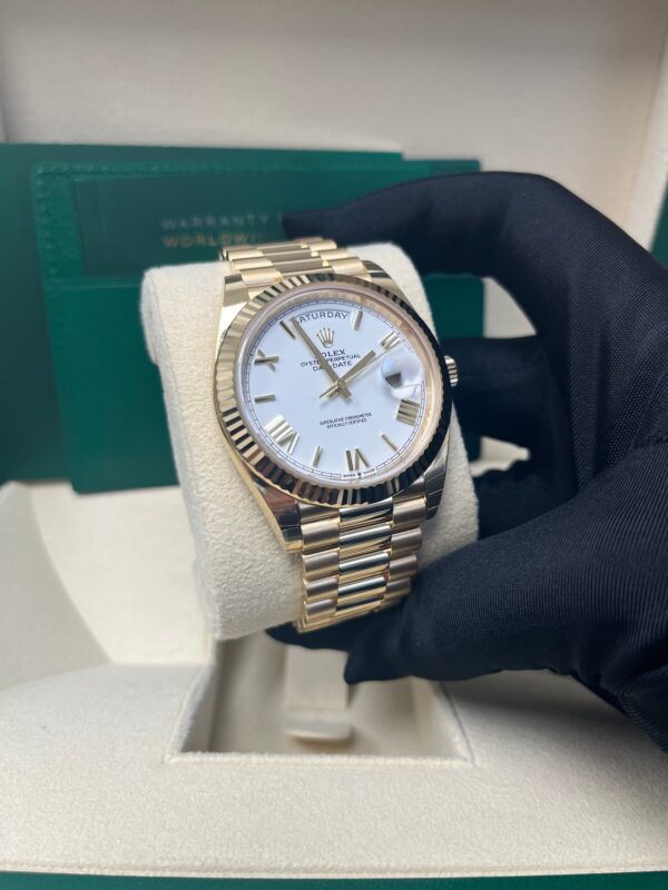 Rolex Day-Date 40 Yellow Gold White Roman Dial Fluted Bezel (Ref# 228238) - Image 11