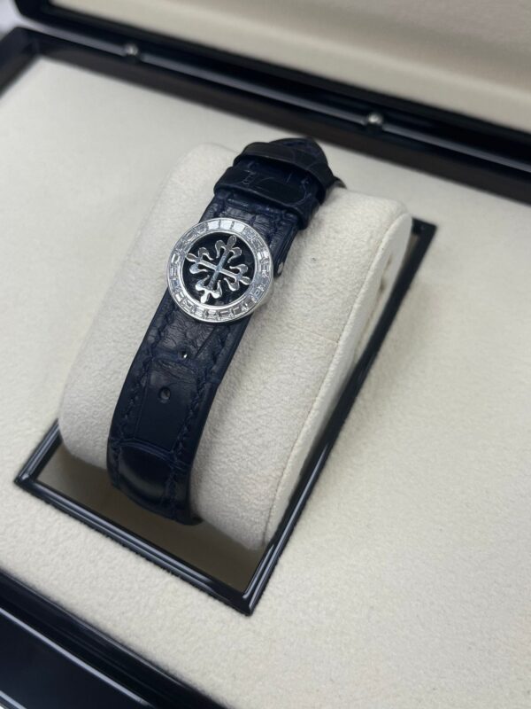 Patek Philippe Annual Calendar Chronograph Blue Dial 5961P-001 - Image 3