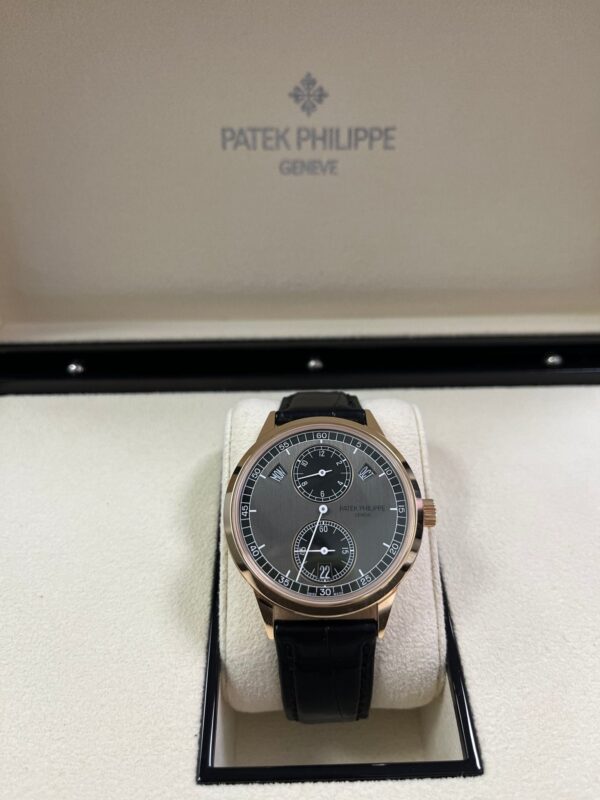 Patek Philippe Annual Calendar Complications (Ref# 5235/50R-001) - Image 8