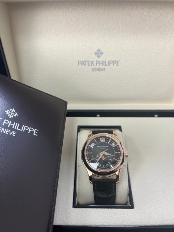 Patek Philippe Annual Calendar Green Dial Annual Calendar 5205R - COMPLICATIONS SELF-WINDING Rose Gold - Image 4