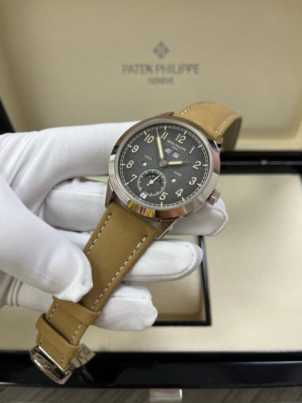 Patek Philippe Annual Calendar Travel Time White Gold (Reference # 5326G) - Image 4
