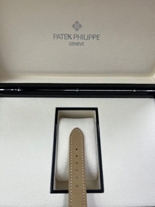 Patek Philippe Annual Calendar Travel Time White Gold (Reference # 5326G) - Image 27