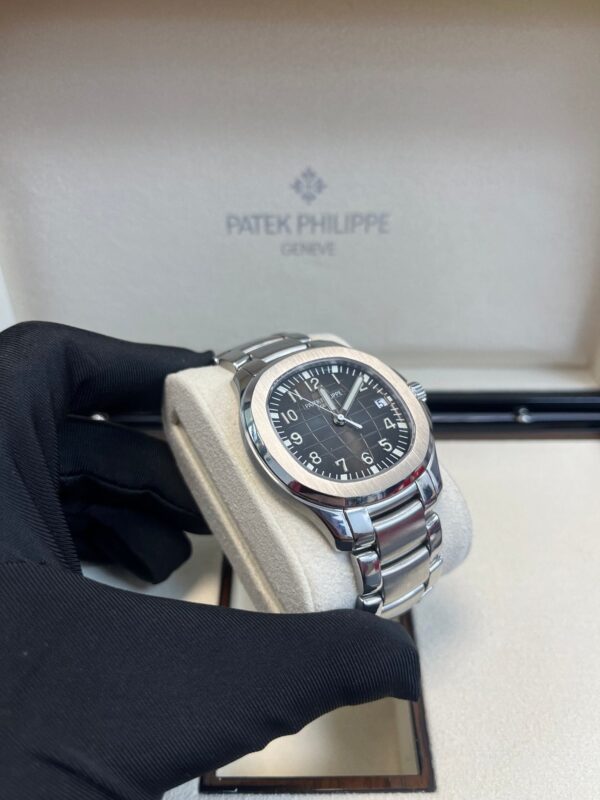 Patek Philippe Aquanaut Black Dial 5167/1A-001 - Image 8