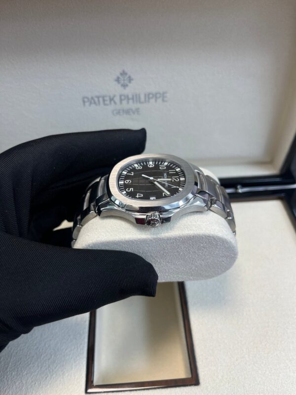 Patek Philippe Aquanaut Black Dial 5167/1A-001 - Image 9
