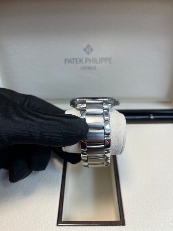 Patek Philippe Aquanaut Black Dial 5167/1A-001 - Image 12