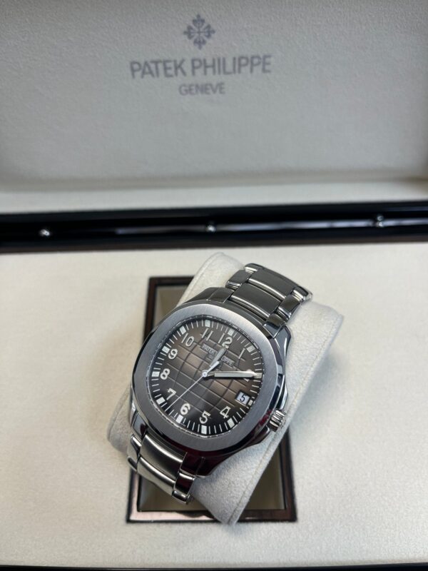Patek Philippe Aquanaut Black Dial 5167/1A-001 - Image 3