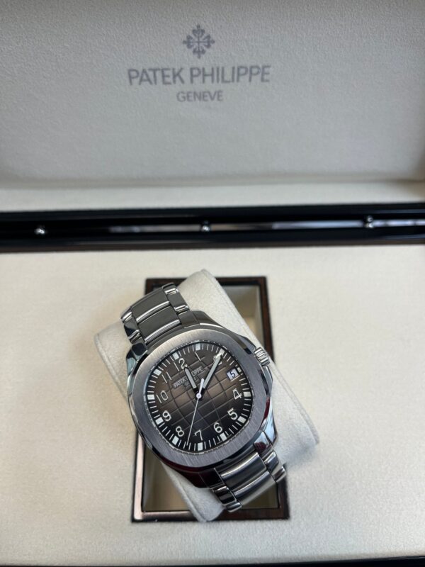 Patek Philippe Aquanaut Black Dial 5167/1A-001 - Image 4