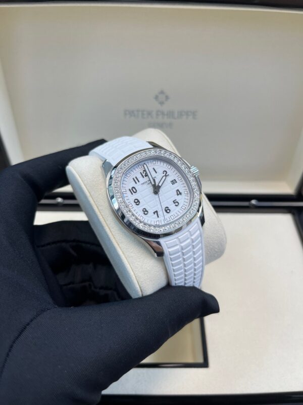 Patek Philippe Aquanaut Luce (Ref# 5267/200a) - Image 4