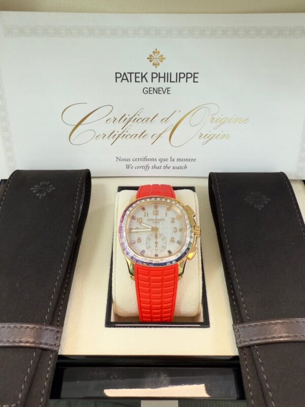 Patek Philippe Aquanaut Rose Gold Automatic Factory Diamonds Aquanaut Luce "Rainbow" 7968/300R-001 - Image 4