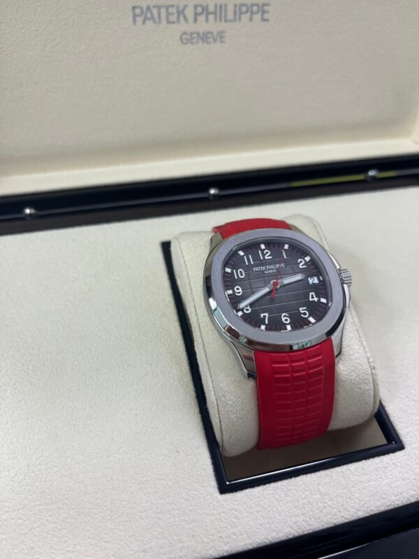 Patek Philippe Aquanaut Singapore Limited Edition Aquanaut 5167A-012 PRE OWNED - Image 6