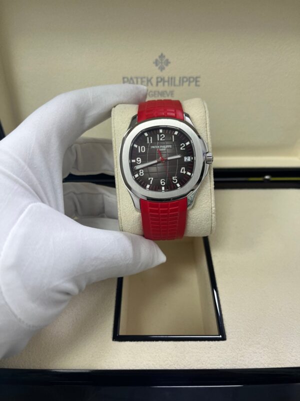 Patek Philippe Aquanaut Singapore Limited Edition Aquanaut 5167A-012 PRE OWNED - Image 3