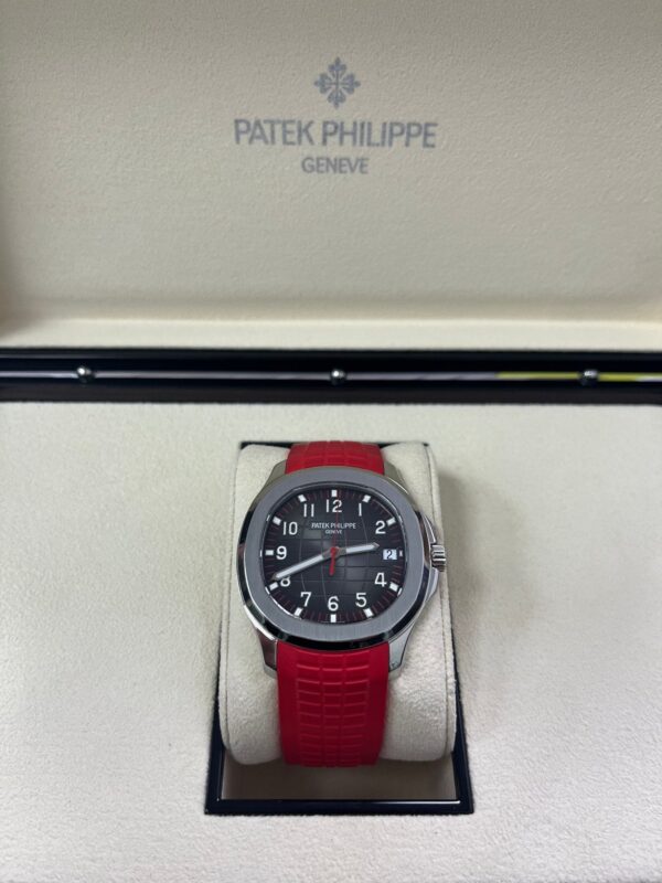 Patek Philippe Aquanaut Singapore Limited Edition Aquanaut 5167A-012 PRE OWNED - Image 5