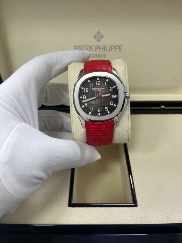 Patek Philippe Aquanaut Singapore Limited Edition Aquanaut 5167A-012 PRE OWNED - Image 2