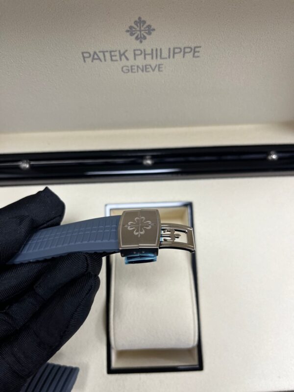 Patek Philippe Aquanaut Travel Time 5164G-001 - Image 16