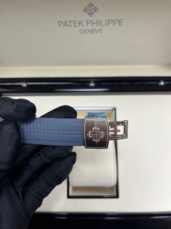 Patek Philippe Aquanaut Travel Time 5164G-001 - Image 13