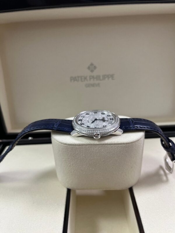 Patek Philippe Calatrava 4978/400G-001 - Image 13