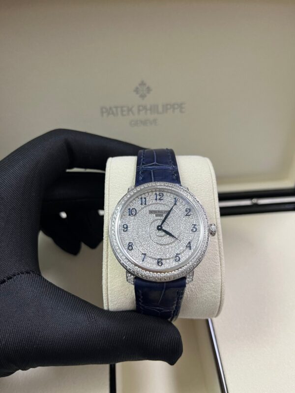 Patek Philippe Calatrava 4978/400G-001 - Image 3