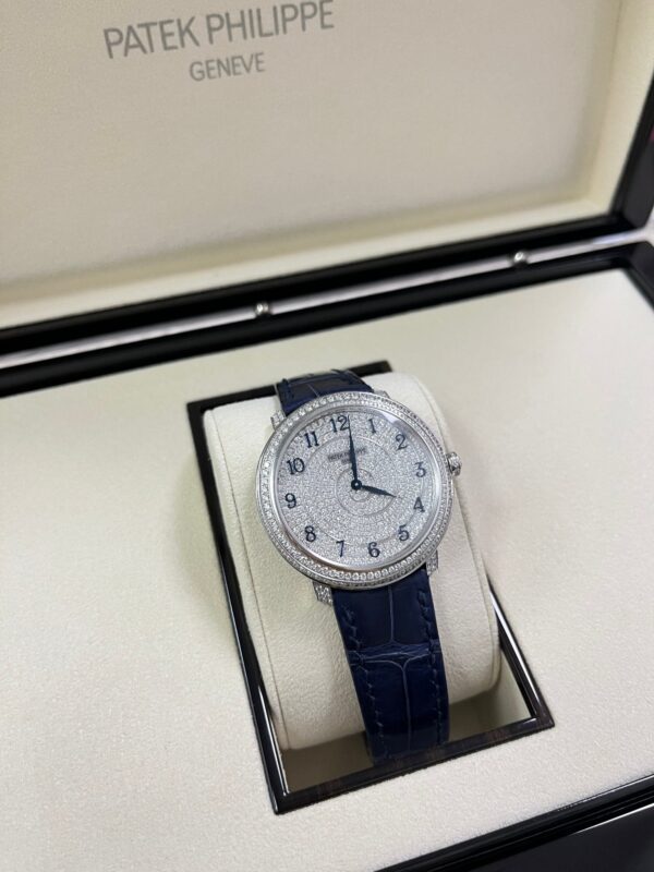 Patek Philippe Calatrava 4978/400G-001 - Image 10
