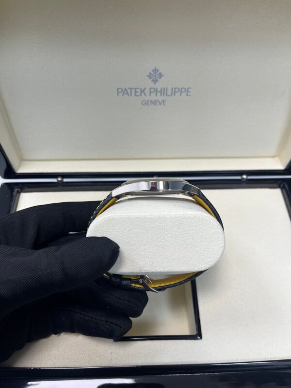Patek Philippe Calatrava Date Sweep Seconds (Ref# 6007G-001) - Image 19