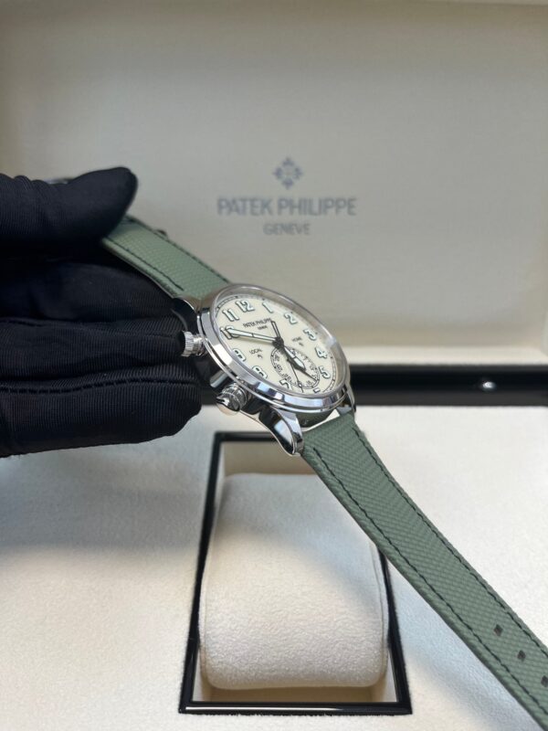 Patek Philippe Calatrava Pilot Travel Time 5524G-010 - Image 12