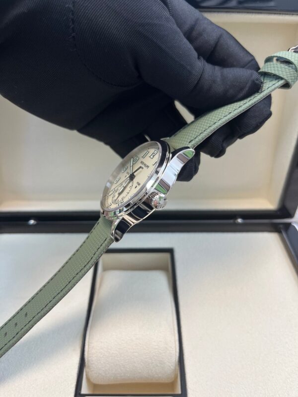 Patek Philippe Calatrava Pilot Travel Time 5524G-010 - Image 11