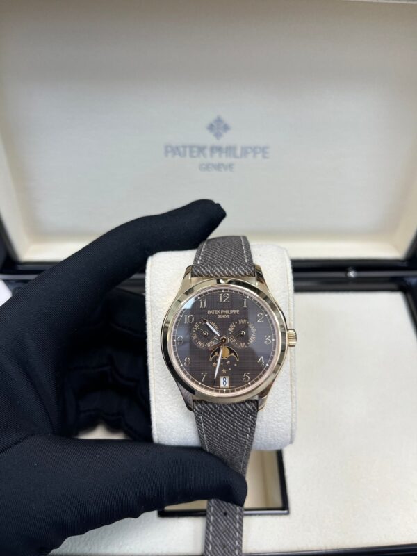 Patek Philippe Complications New 2025 Release 4946R-001 Complications Chestnut Dial Rose Gold - Image 10
