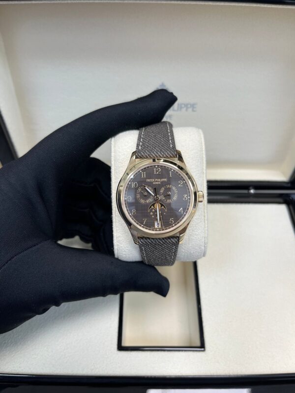 Patek Philippe Complications New 2025 Release 4946R-001 Complications Chestnut Dial Rose Gold - Image 18