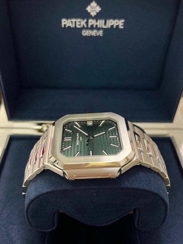 Patek Philippe Cubitus Green Dial 5821/1A - Image 16