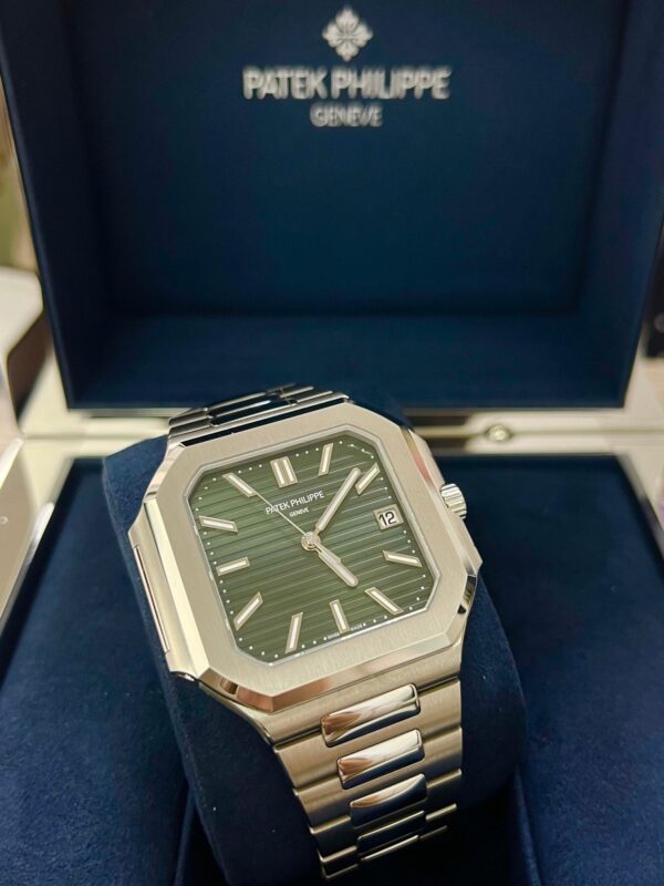 Patek Philippe Cubitus Green Dial 5821/1A - Image 2