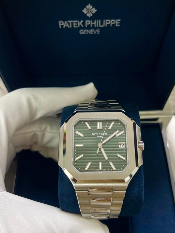 Patek Philippe Cubitus Green Dial 5821/1A - Image 17