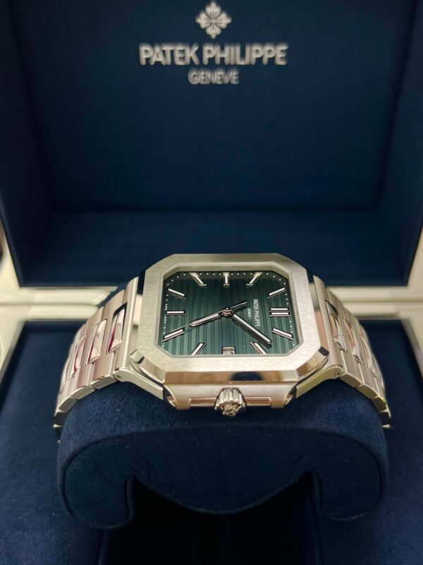 Patek Philippe Cubitus Green Dial 5821/1A - Image 15