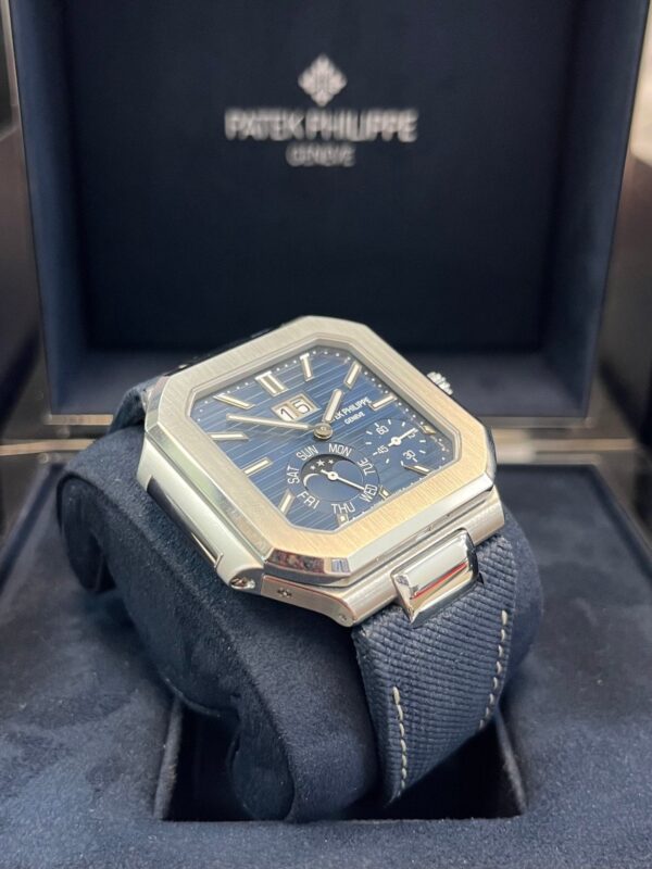 Patek Philippe Cubitus Platinum Case Sunburst Blue Dial 5822P-001 - Image 17