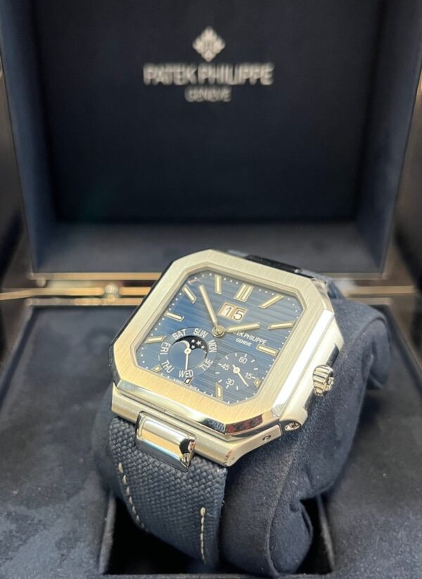 Patek Philippe Cubitus Platinum Case Sunburst Blue Dial 5822P-001 - Image 20