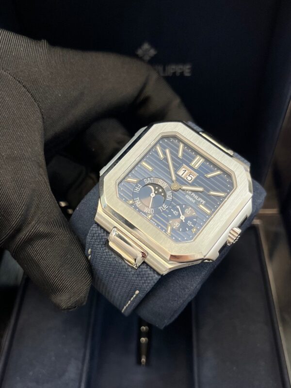 Patek Philippe Cubitus Platinum Case Sunburst Blue Dial 5822P-001 - Image 16