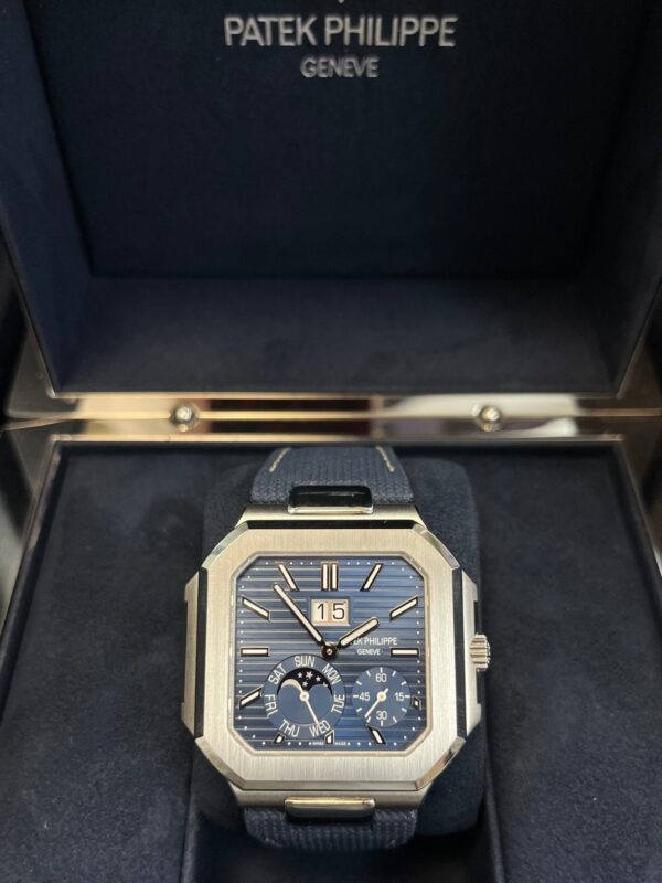 Patek Philippe Cubitus Platinum Case Sunburst Blue Dial 5822P-001 - Image 5