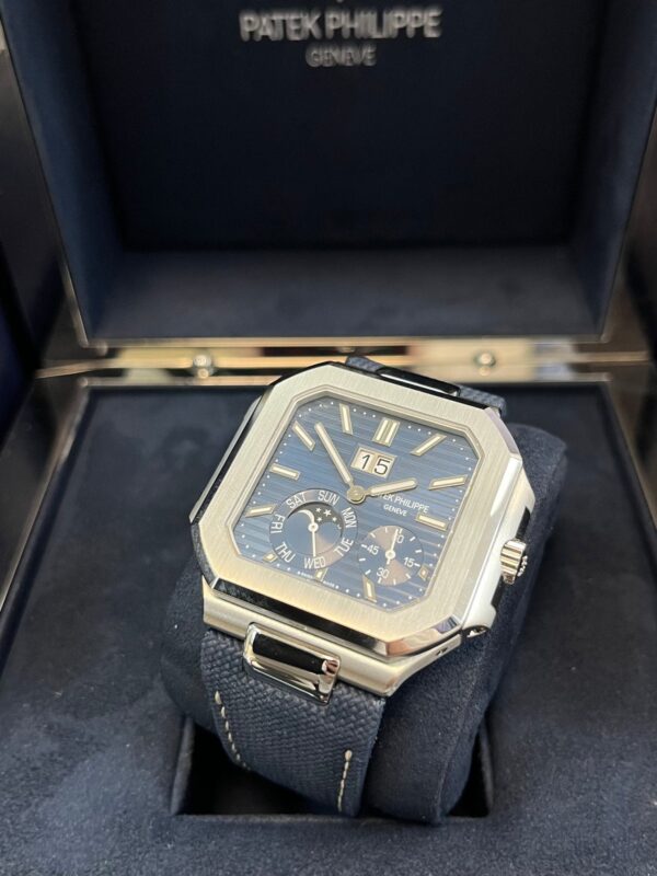 Patek Philippe Cubitus Platinum Case Sunburst Blue Dial 5822P-001 - Image 19