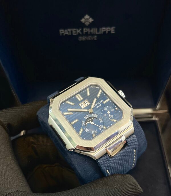 Patek Philippe Cubitus Platinum Case Sunburst Blue Dial 5822P-001 - Image 15