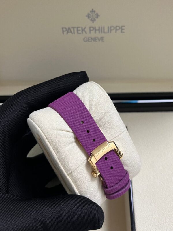 Patek Philippe Nautilus 32mm Diamond Bezel Rose Gold Purple Wave Dial 7010R-013 - Image 6