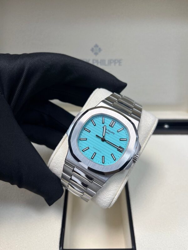 Patek Philippe Nautilus "Tiffany & Co." Blue Dial 5711/1A-018 - Image 18