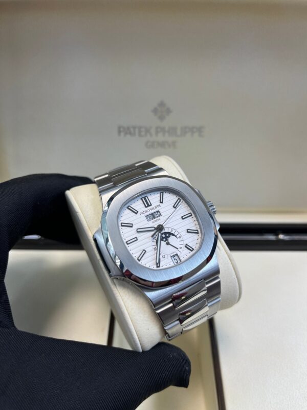 Patek Philippe Nautilus Annual Calendar 5726/1A-010 - Image 13