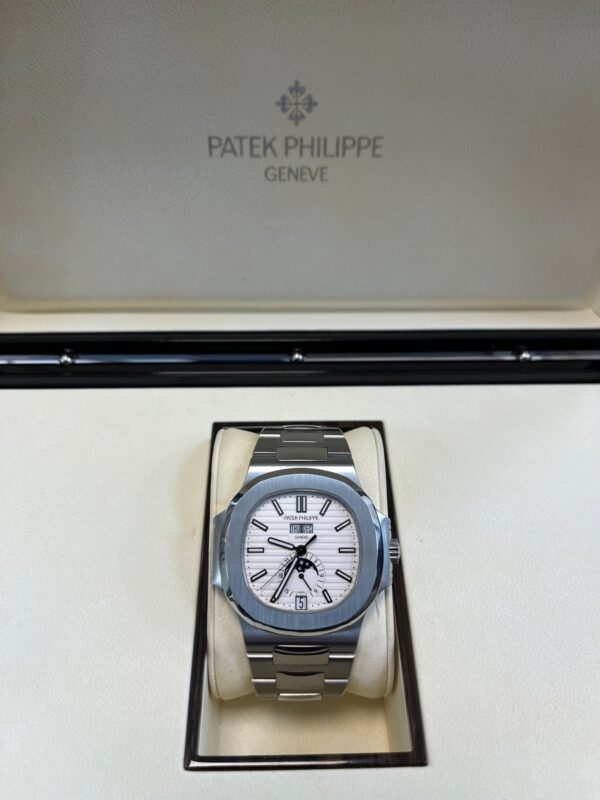 Patek Philippe Nautilus Annual Calendar 5726/1A-010 - Image 9